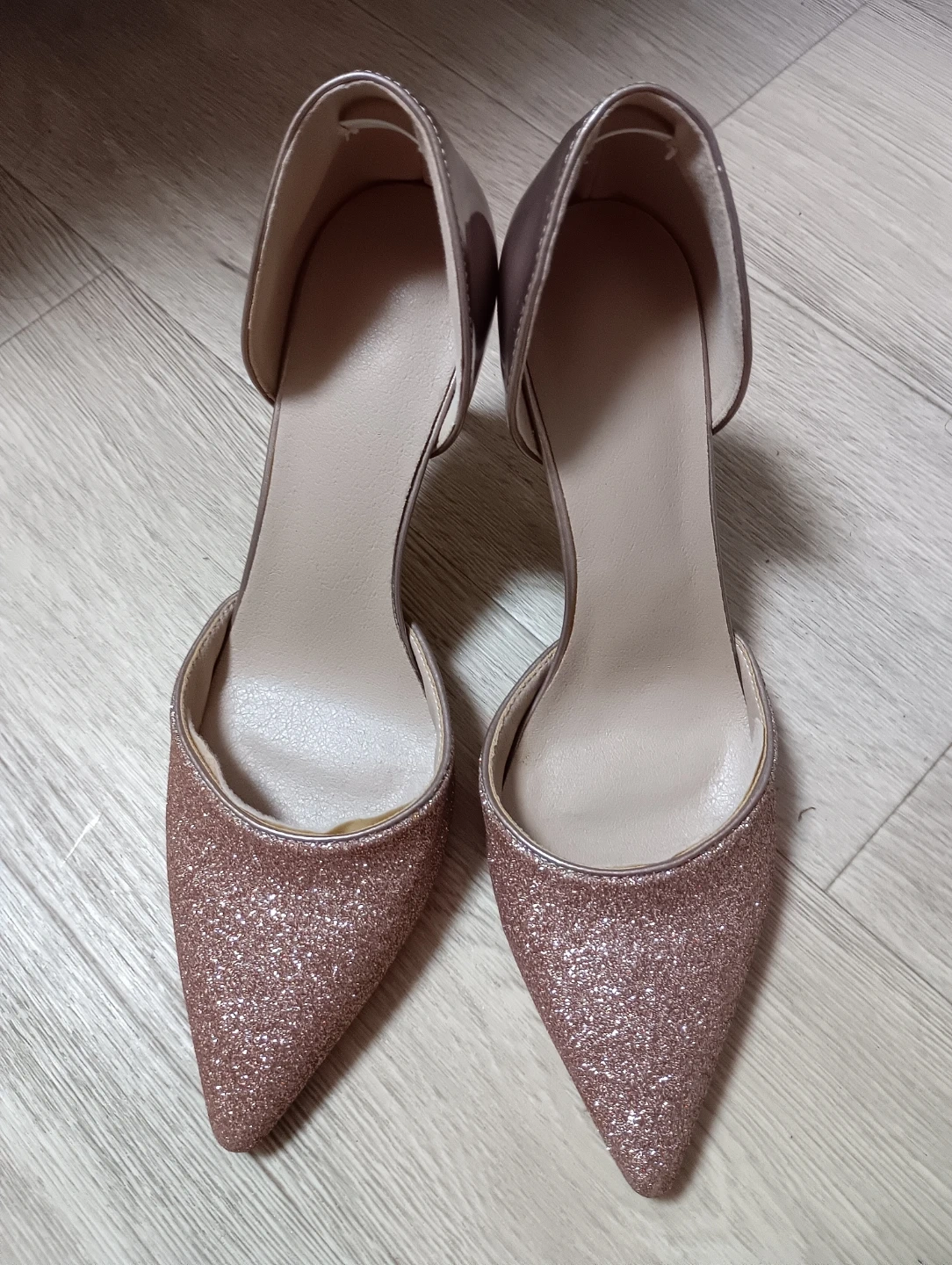 グリッター 8㎝ヒール パンプス