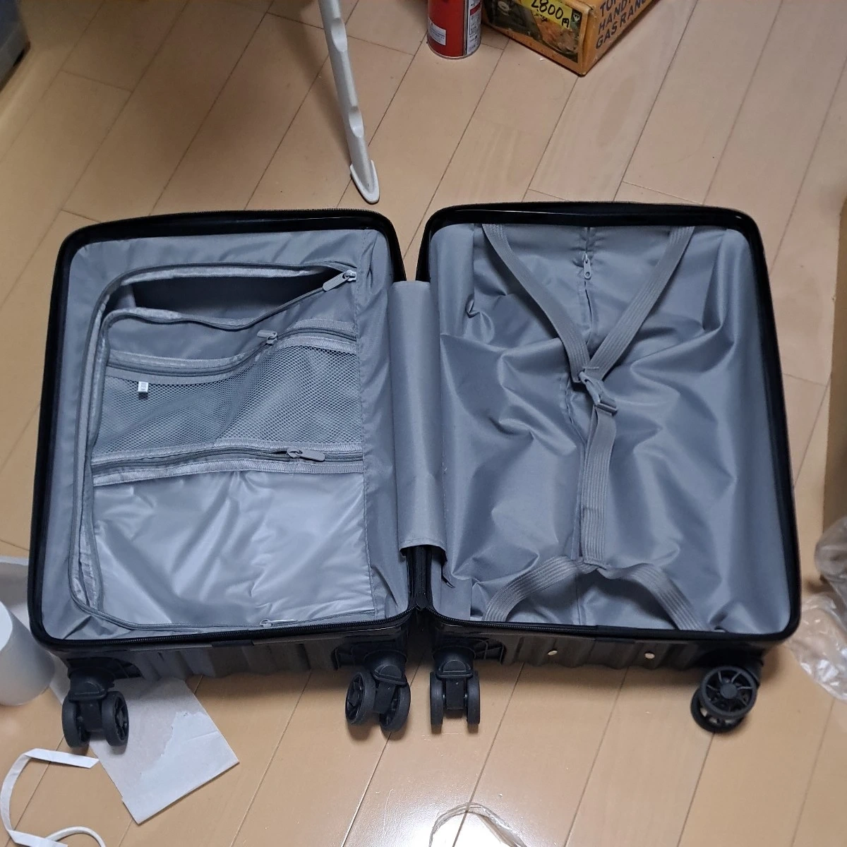 スーツケースキャリケースブラック4輪ハードタイプの写真6枚目