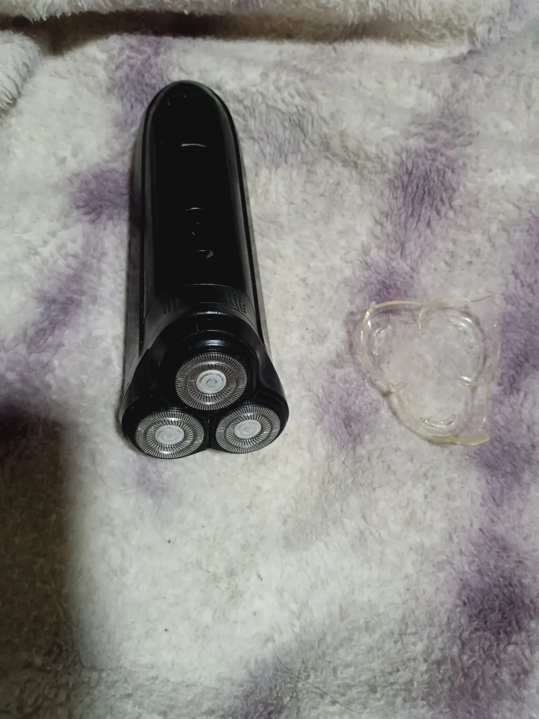 回転式電気シェーバー 充電式の写真4枚目