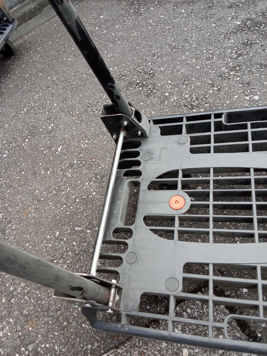 トラスコ　カルティオ耐荷重200kg 折りたたみ式 台車 ブラックの写真2枚目