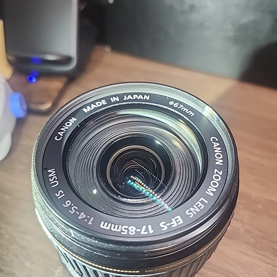 キヤノン EF-S 17-85mm F4-5.6 IS USM (難あり)の写真4枚目