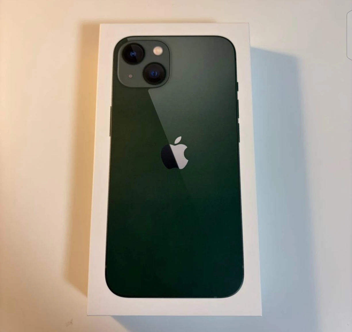アップル iPhone 13 グリーン