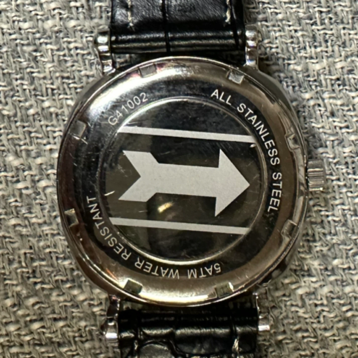 完動品【GOLD PFEIL】 腕時計 クォーツ ブラック文字盤の写真3枚目