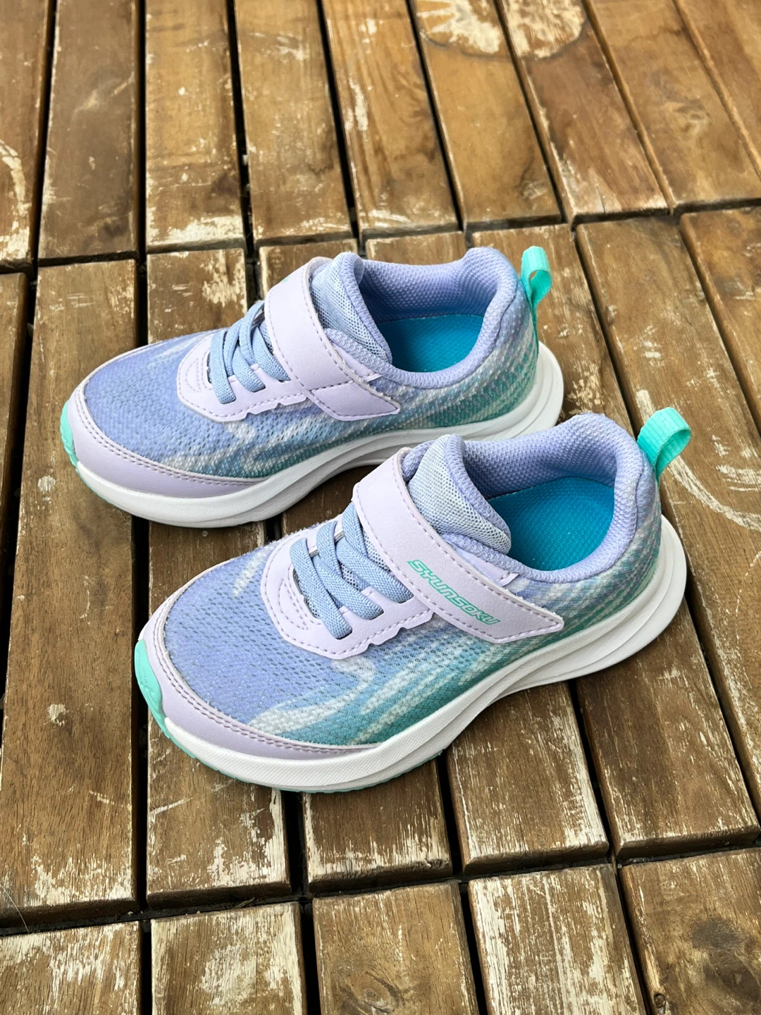 瞬足SYUNSOKU子供用 ランニングシューズ  size17の写真2枚目