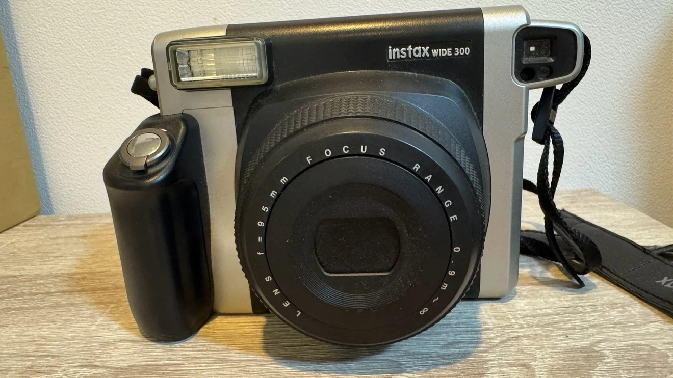 富士フイルム インスタックス WIDE 300
