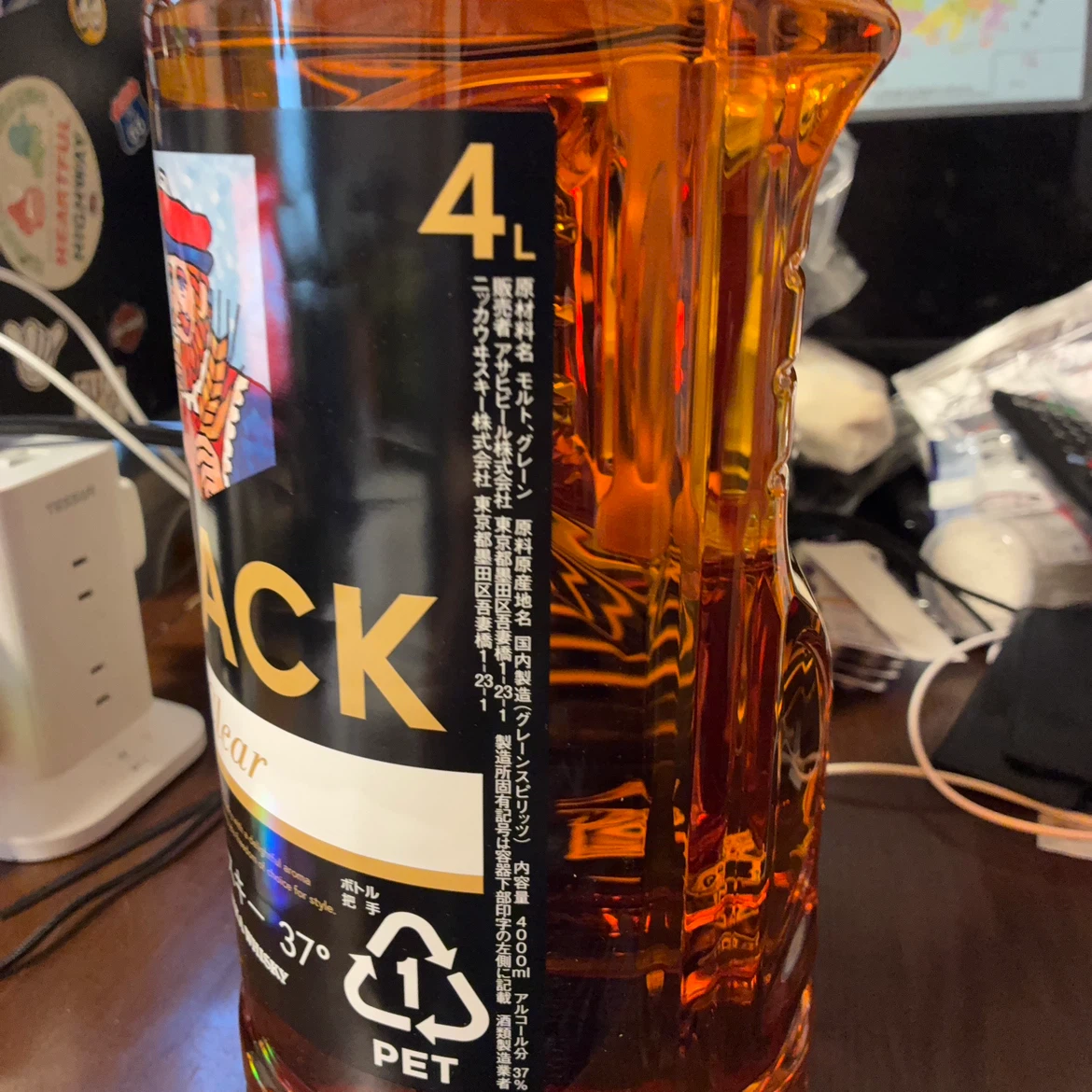 ニッカウヰスキー ブラックニッカ クリア 4Lの写真3枚目