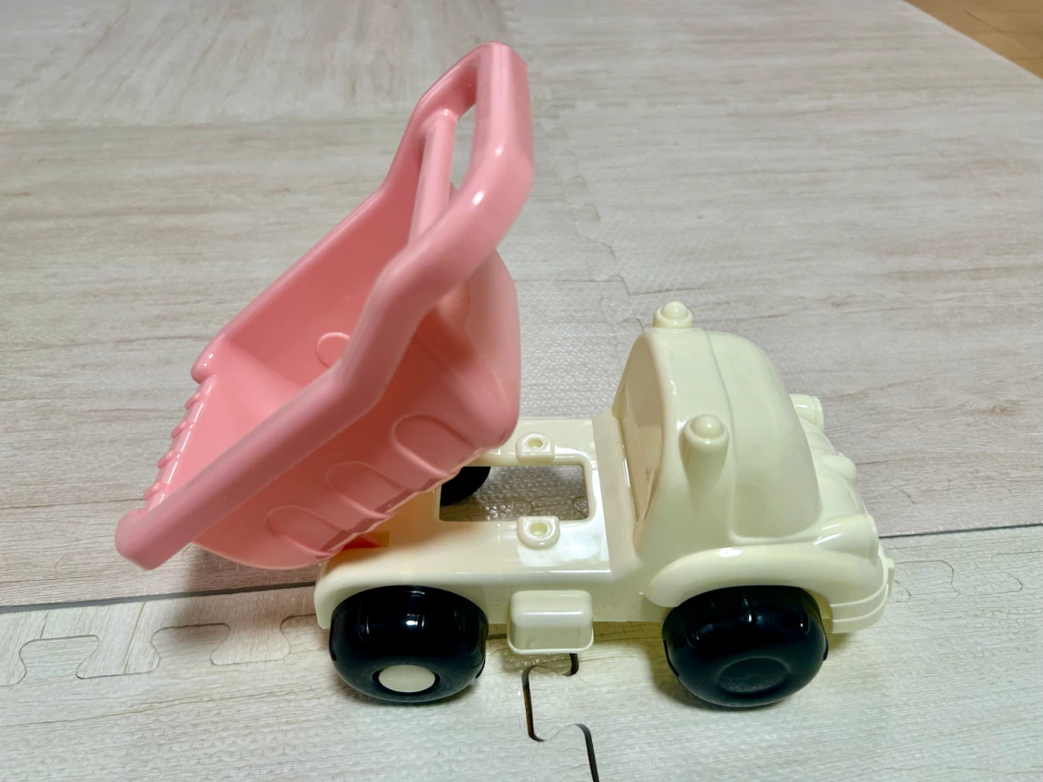 武蔵小杉★新品未使用★お砂場セット ダンプカー 新品メッシュバッグ付きの写真4枚目