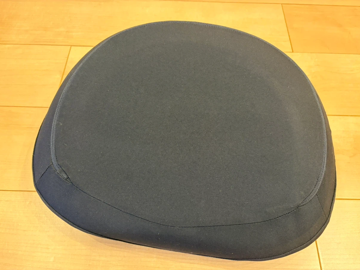 座り姿勢をサポートする座椅子⭐︎【&MEDICAL KURA SEAT】の写真2枚目