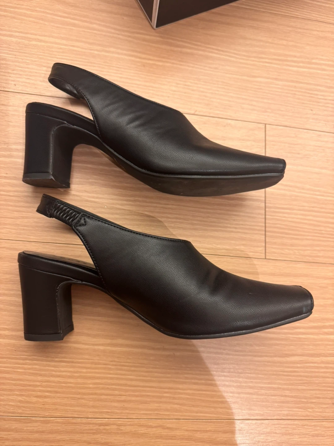 louren ローレン open toe pumps ブラック 23.5の写真2枚目
