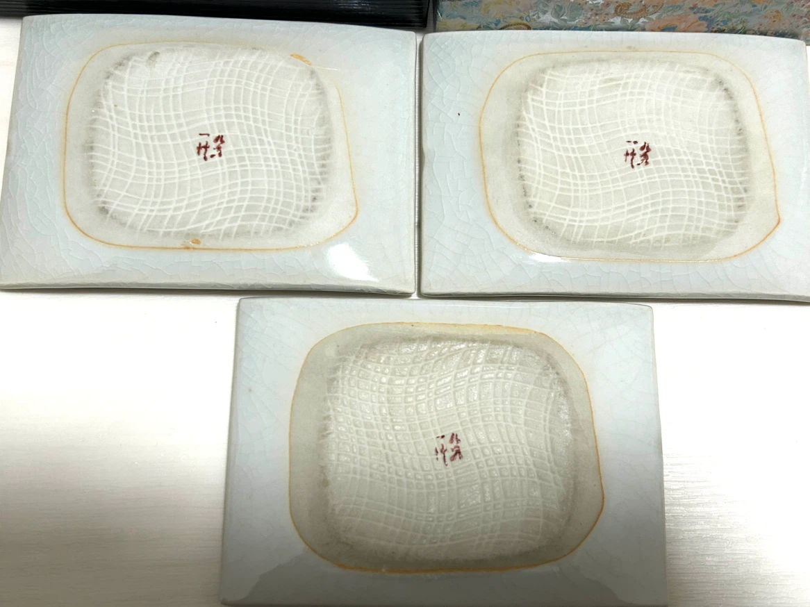 【新品未使用】昭和レトロ 職人手書き 雅 銘々皿 3枚セット 高級化粧箱付き 小皿の写真6枚目