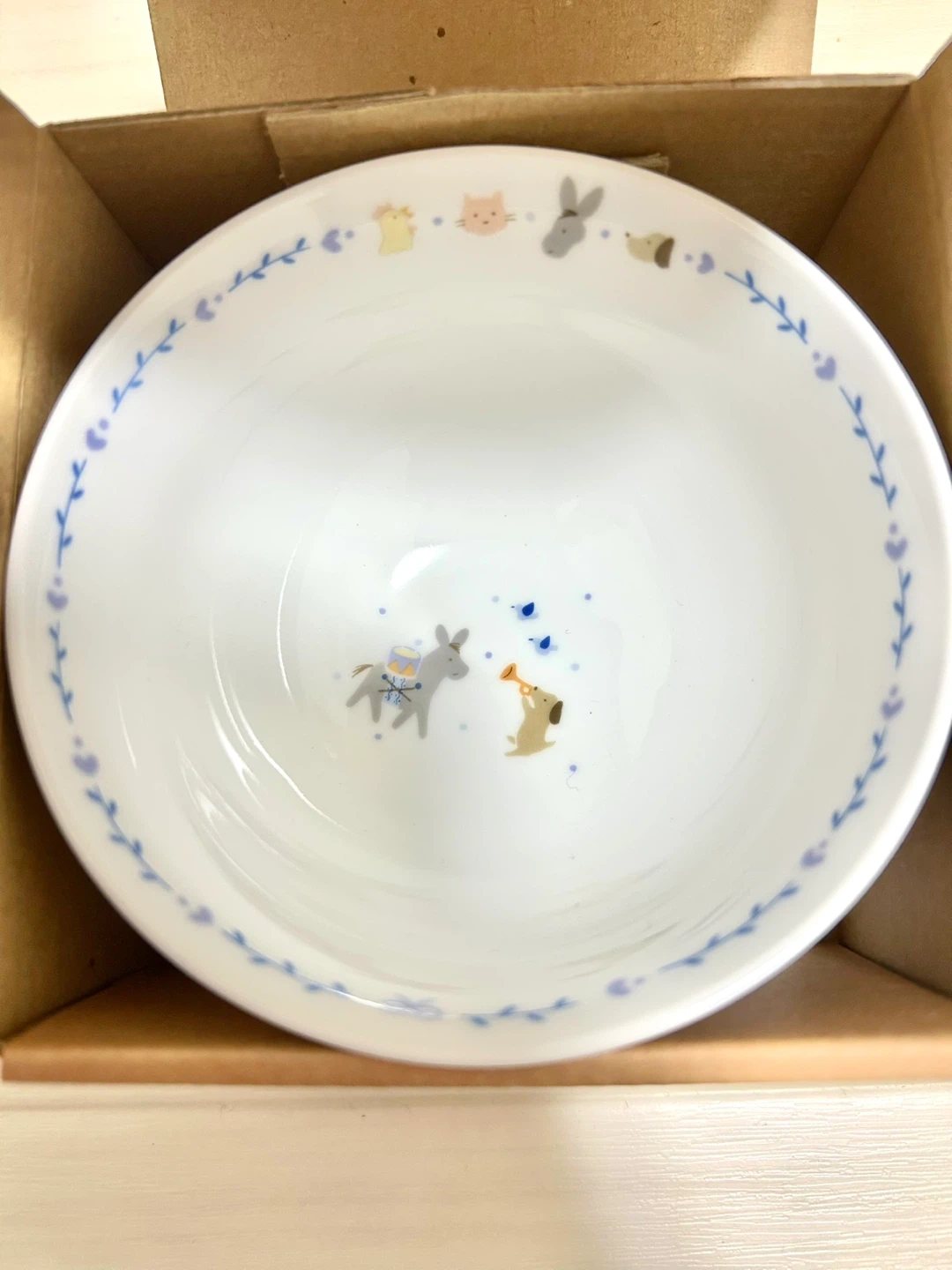 【新品未使用】NARUMI ナルミ ブレーメン 飯茶碗 ブルー 子供用食器 箱付きの写真2枚目