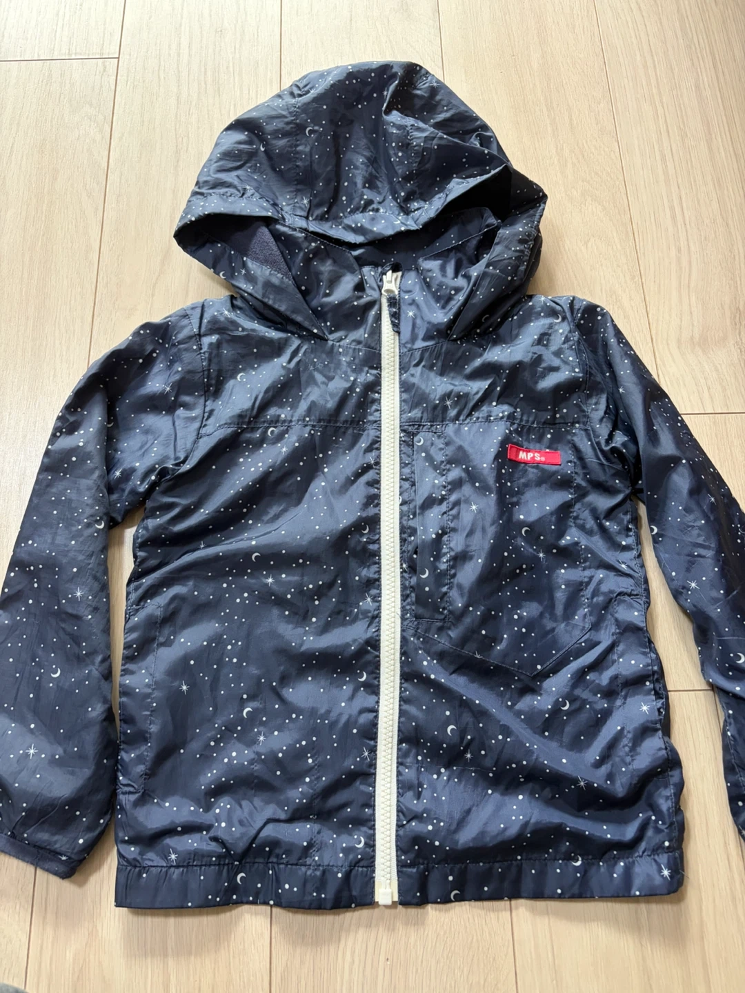 ★美品★MPS キッズ ジャケット 星柄 ネイビー 120cmの写真2枚目