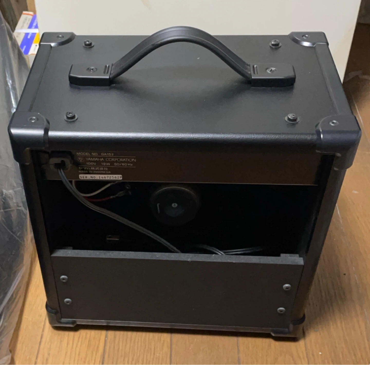 ヤマハ ギターアンプ GA15llの写真2枚目
