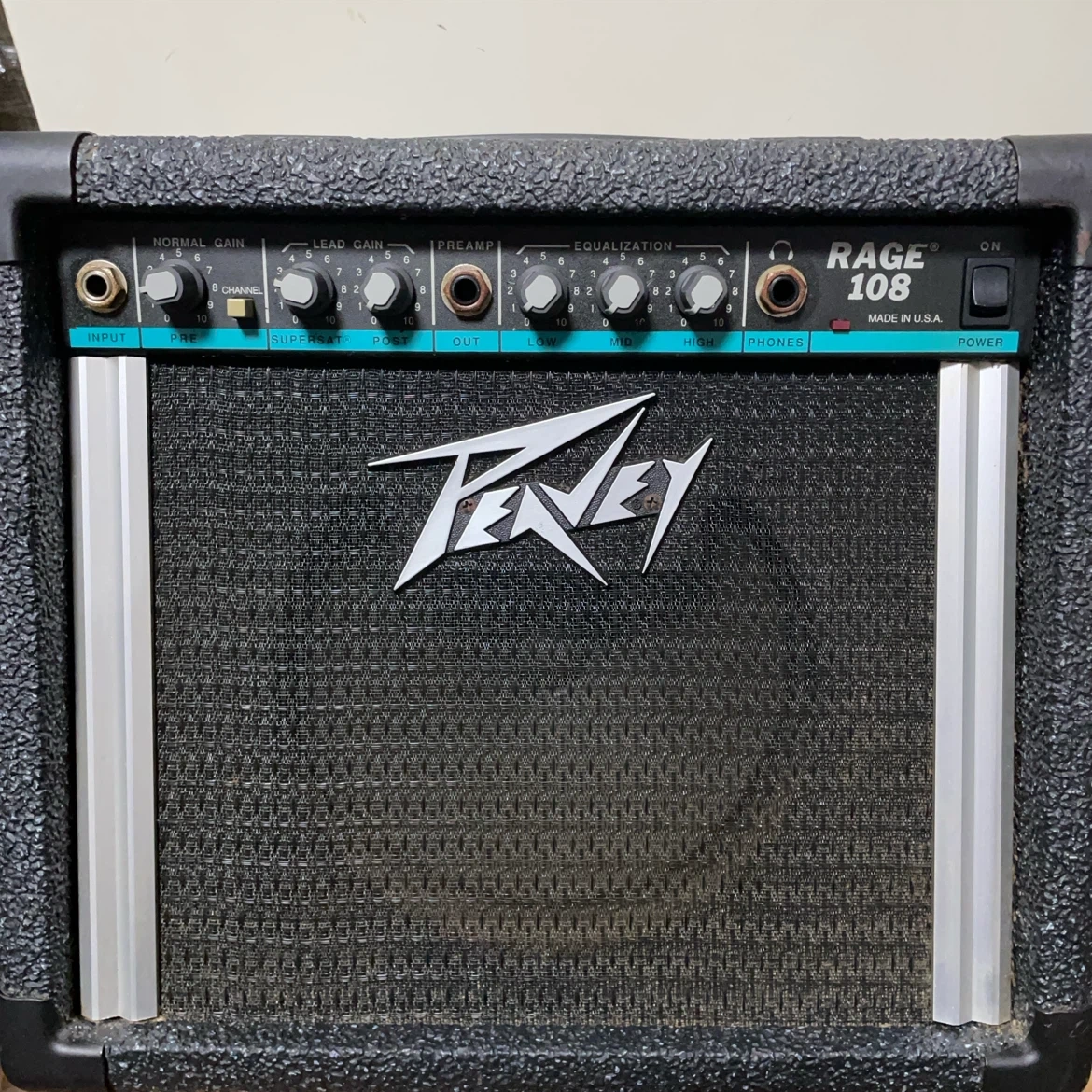 PEAVEY ギターアンプ RAGE108の写真4枚目