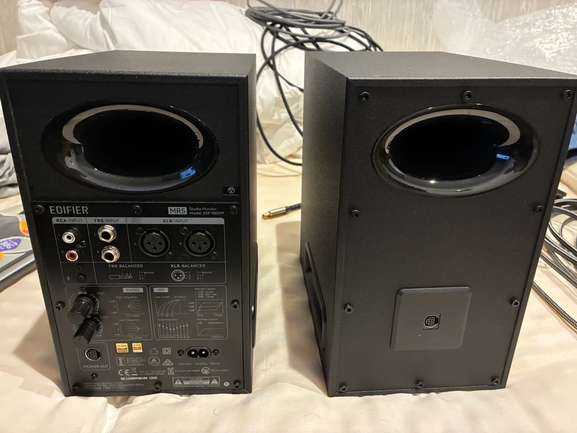 エディファイア MR5 モニタースピーカーの写真3枚目