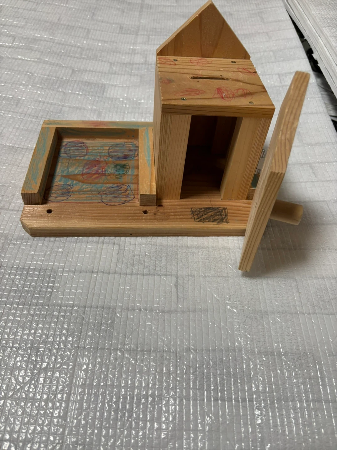 木製 貯金箱 ハウス型 手作り