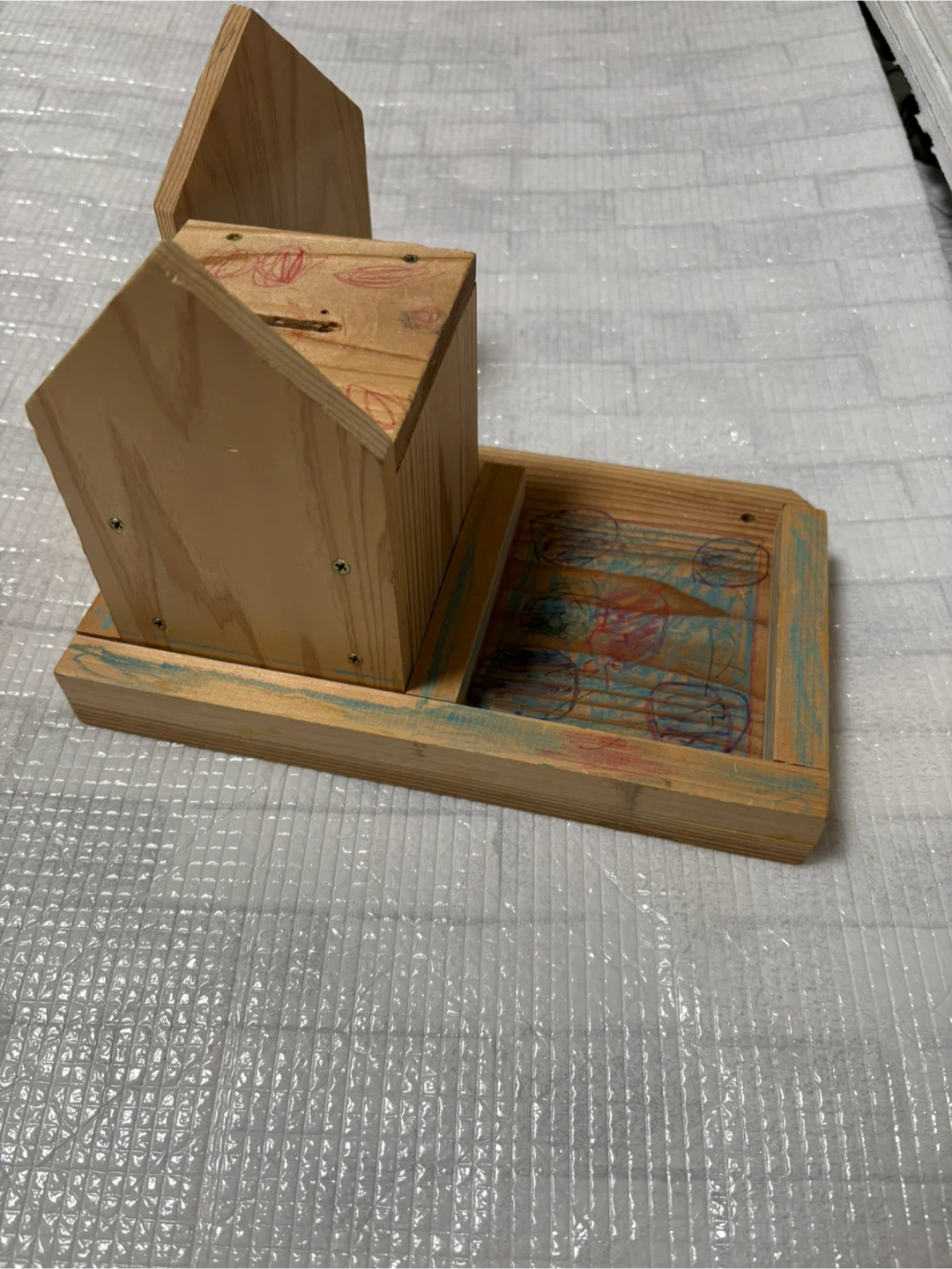 木製 貯金箱 ハウス型 手作りの写真3枚目
