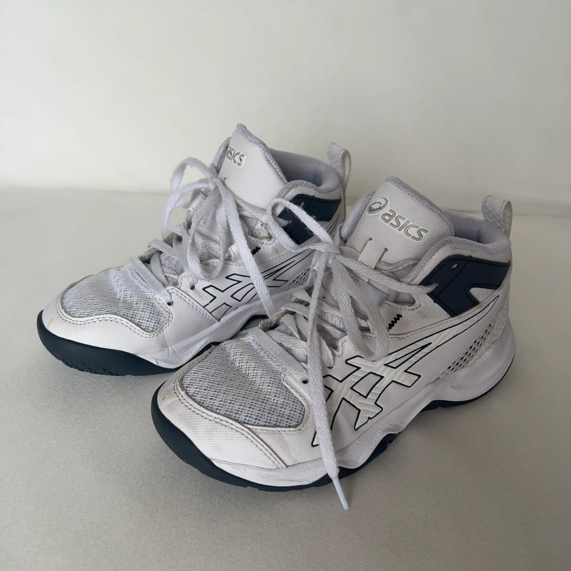asics(アシックス) DUNKSHOT MB 10ジュニアバスケットシューズ 20.0㎝ 21.0㎝ 2足セットの写真7枚目