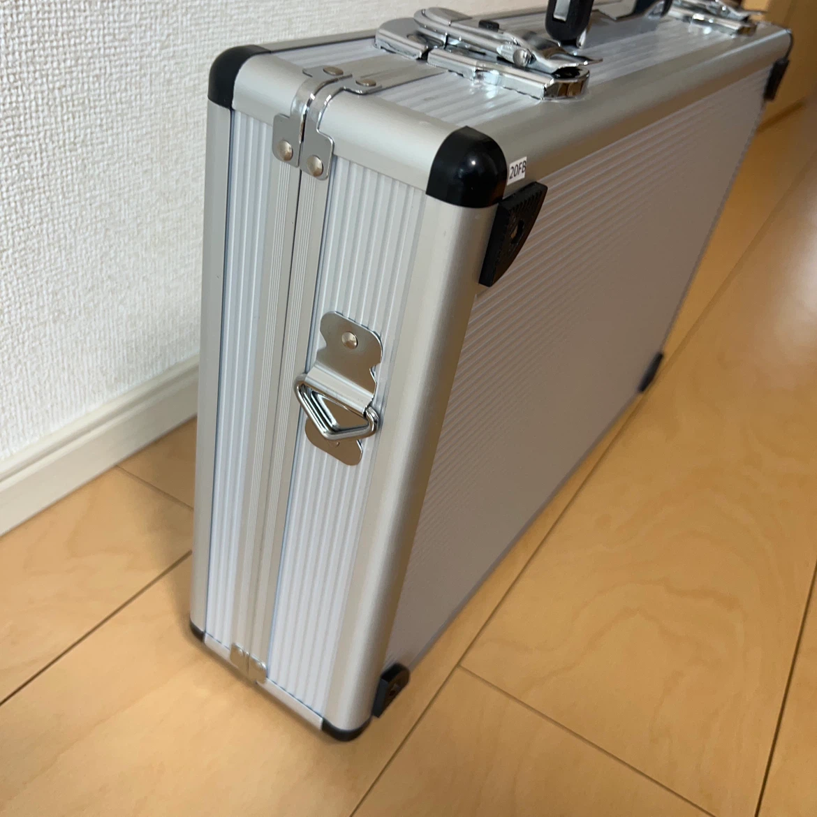 アルミ製 ハードケース 保管ケースの写真2枚目