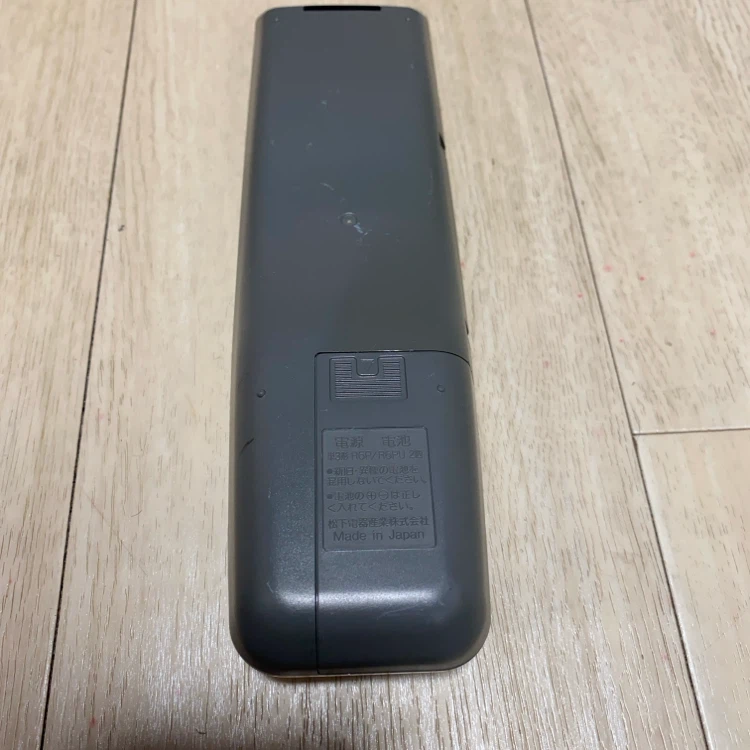 パナソニック ビデオデッキリモコン VEQ1618の写真2枚目