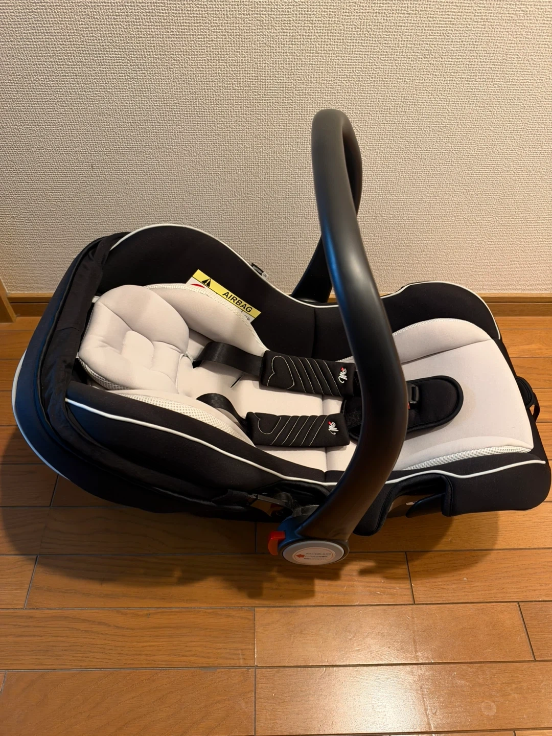 チャイルドシート MCブライト3 ベビーキャリーの写真2枚目
