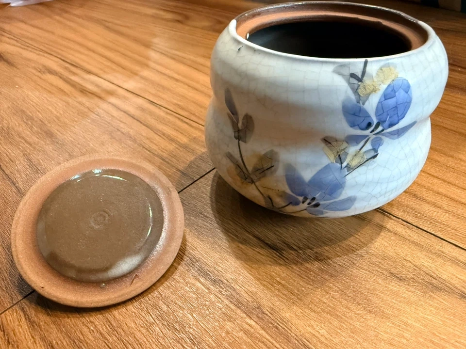 陶器製 蓋付き小物入れ 花柄 和風の写真8枚目