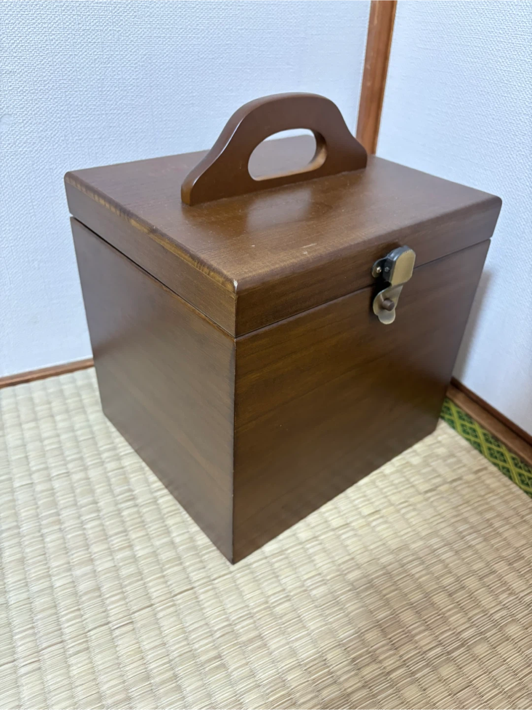 木製メイクボックス 鏡付き 収納ケースの写真3枚目