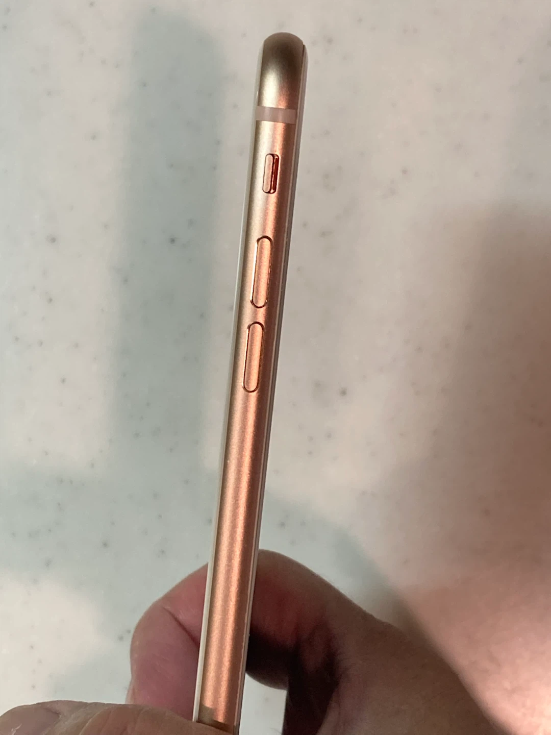 iPhone 8 White 64GB キャリアSoftBank 本体のみの写真6枚目