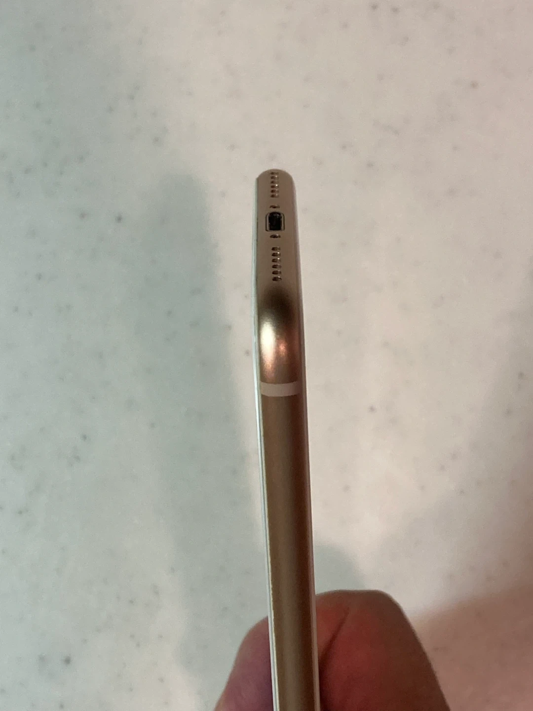iPhone 8 White 64GB キャリアSoftBank 本体のみの写真8枚目