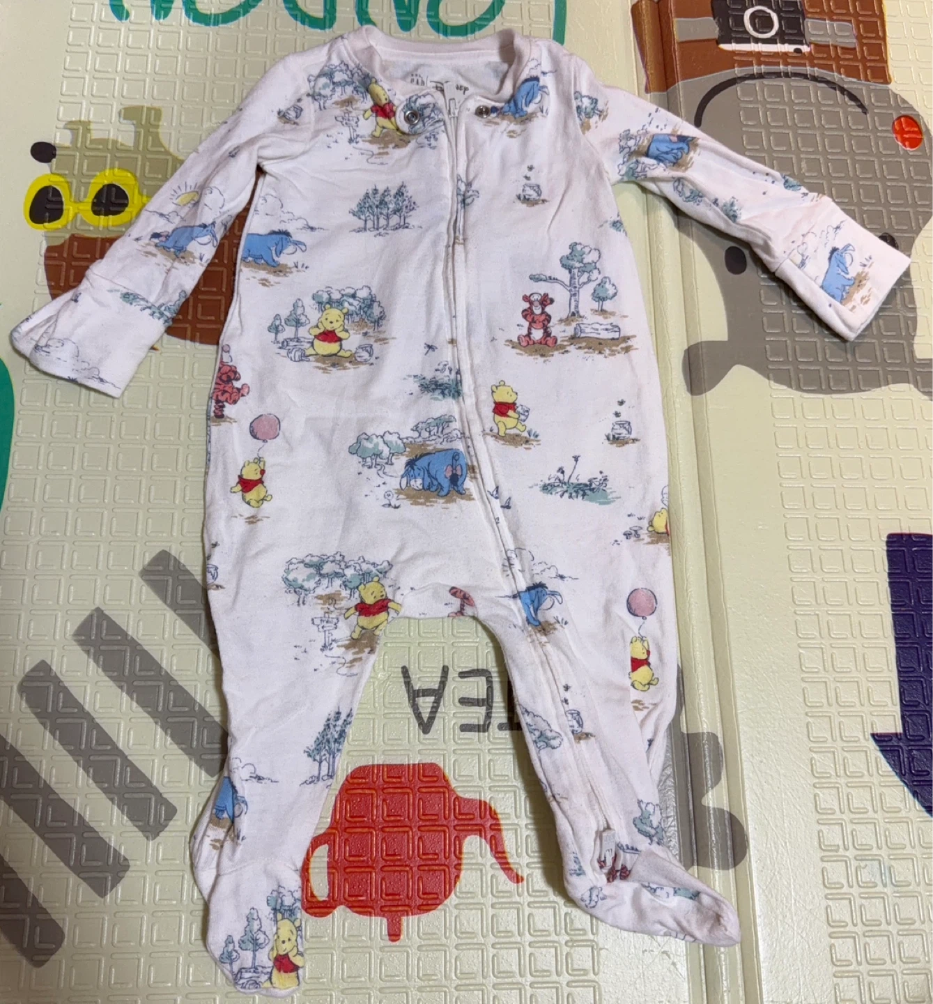 ベビーギャップ くまのプーさん ロンパース 0-3month 約60cm