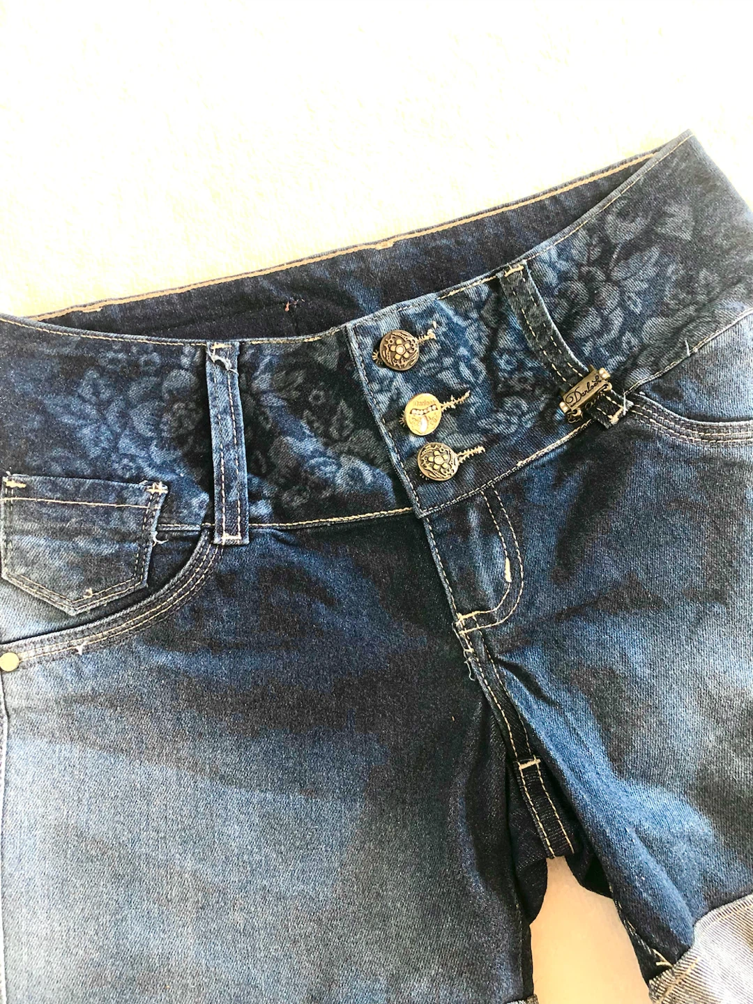 ✨🌟【未使用品】Darlook デニムショーツ、サイズ42~L🌟✨の写真2枚目