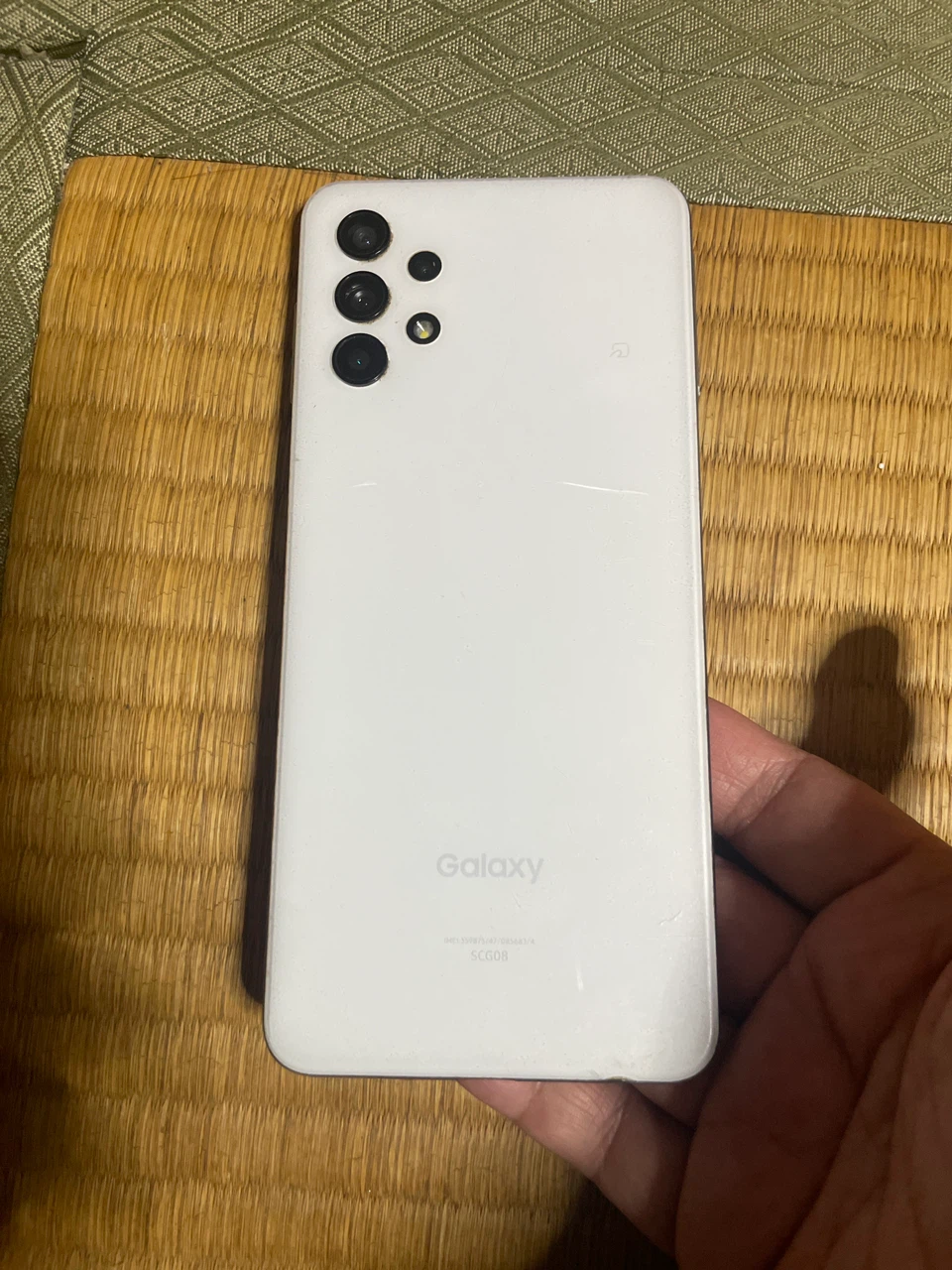 ジャンク、サムスン Galaxy A32 5G SCG08の写真3枚目