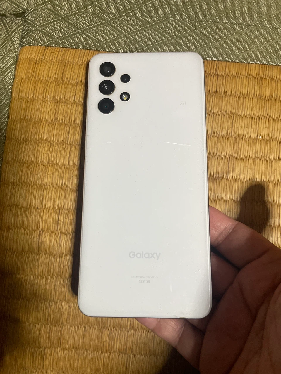 ジャンク、サムスン Galaxy A32 5G SCG08の写真3枚目