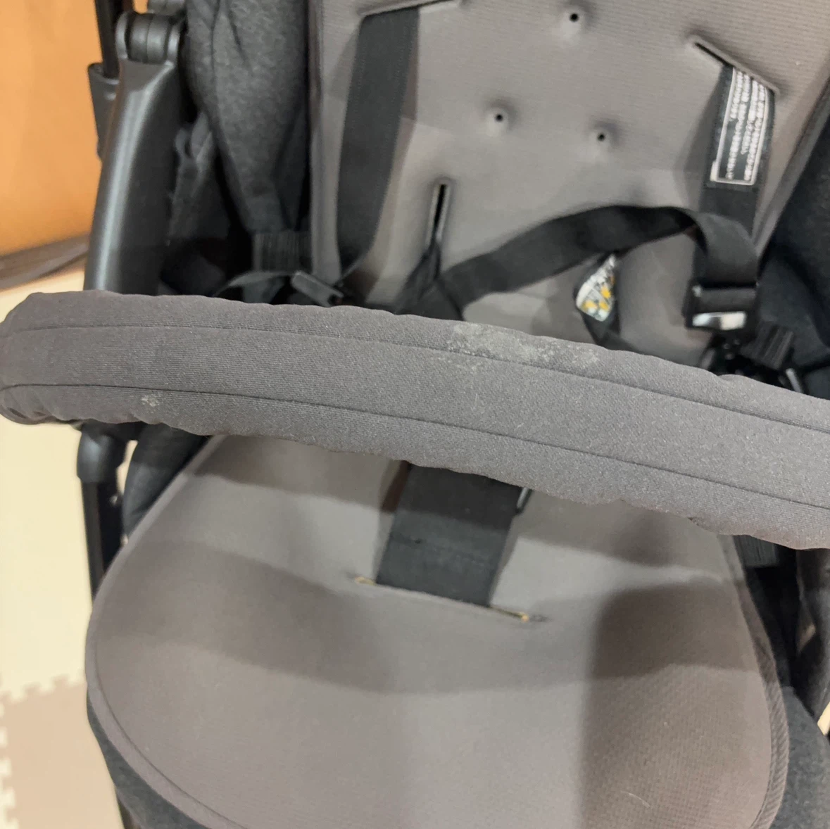 コンビ ベビーカー グレーの写真2枚目