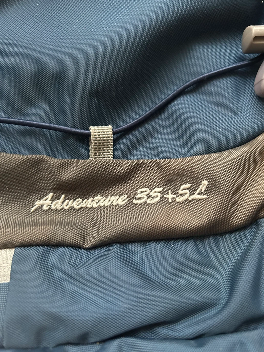 マウンテントップ 登山リュック 35+5Lの写真4枚目