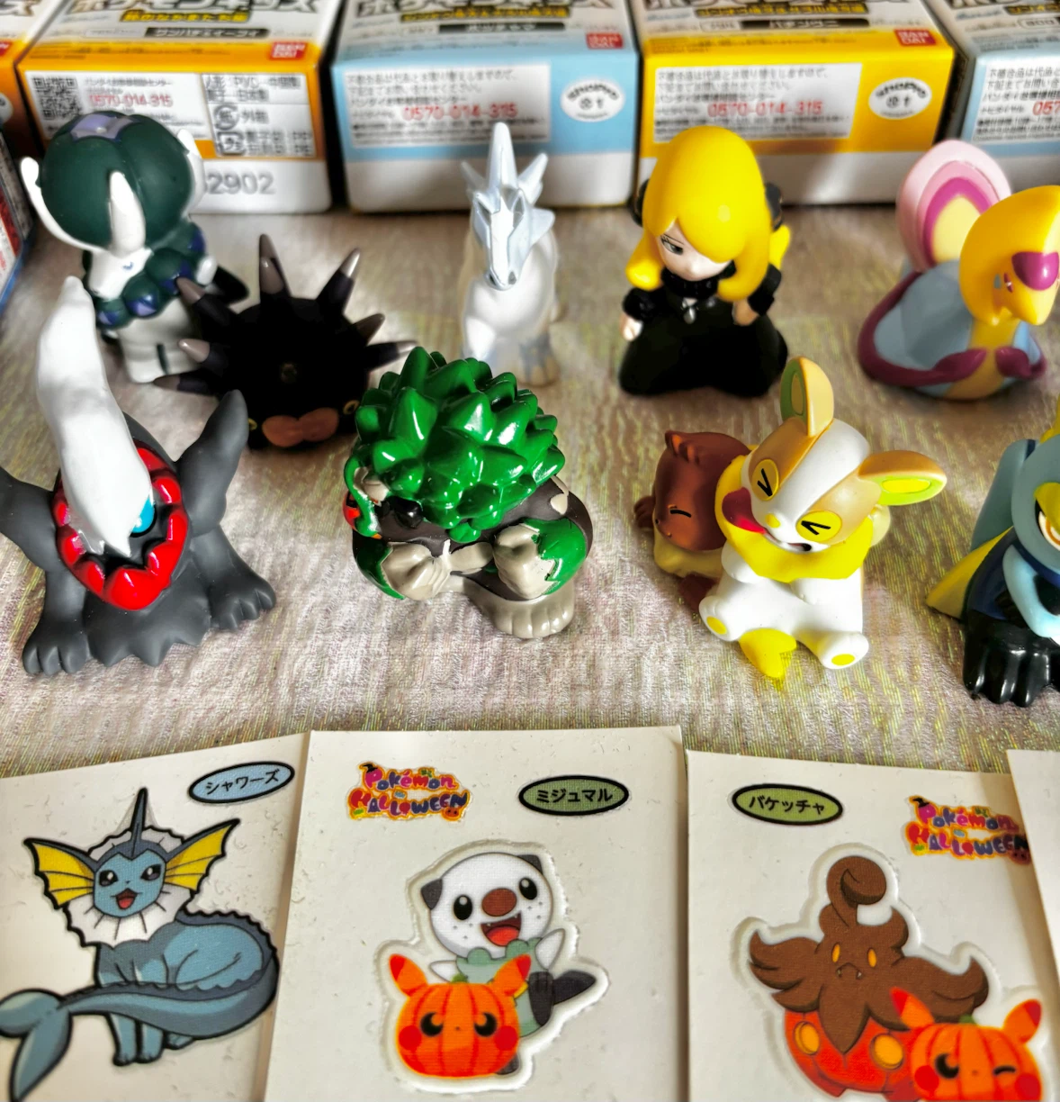 Nintendo 任天堂ポケモンキッズ フィギュア＆ポケモンパン他シール 大量セットの写真4枚目