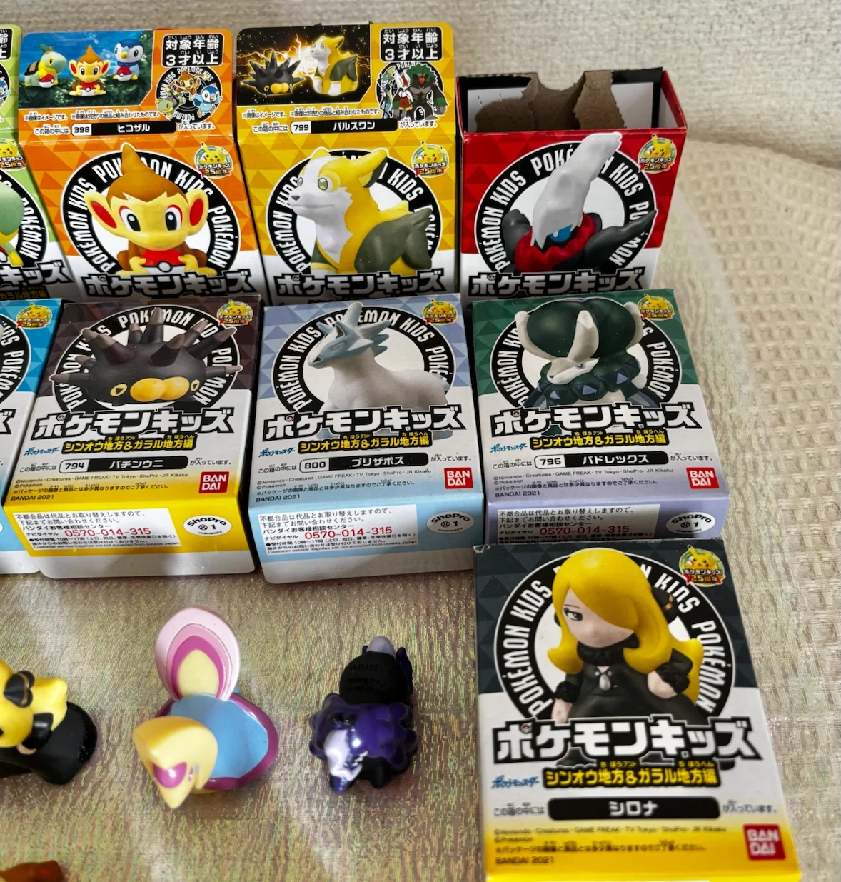 Nintendo 任天堂ポケモンキッズ フィギュア&ポケモンパン他シール 大量セットの写真9枚目