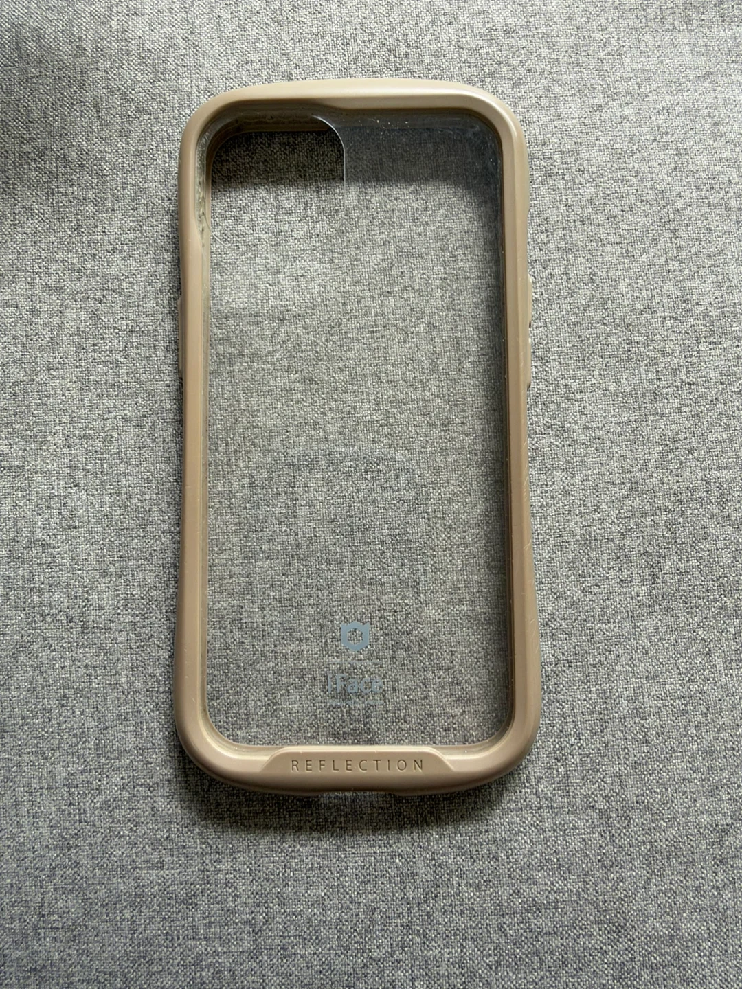 iFace Reflection ベージュ iPhone13ケースの写真2枚目