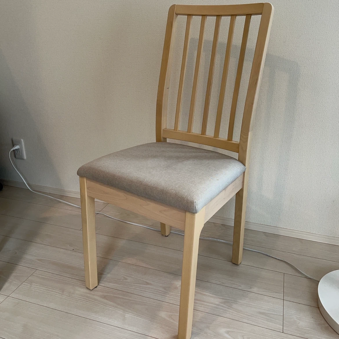 IKEA 木製ダイニングチェア 北欧風