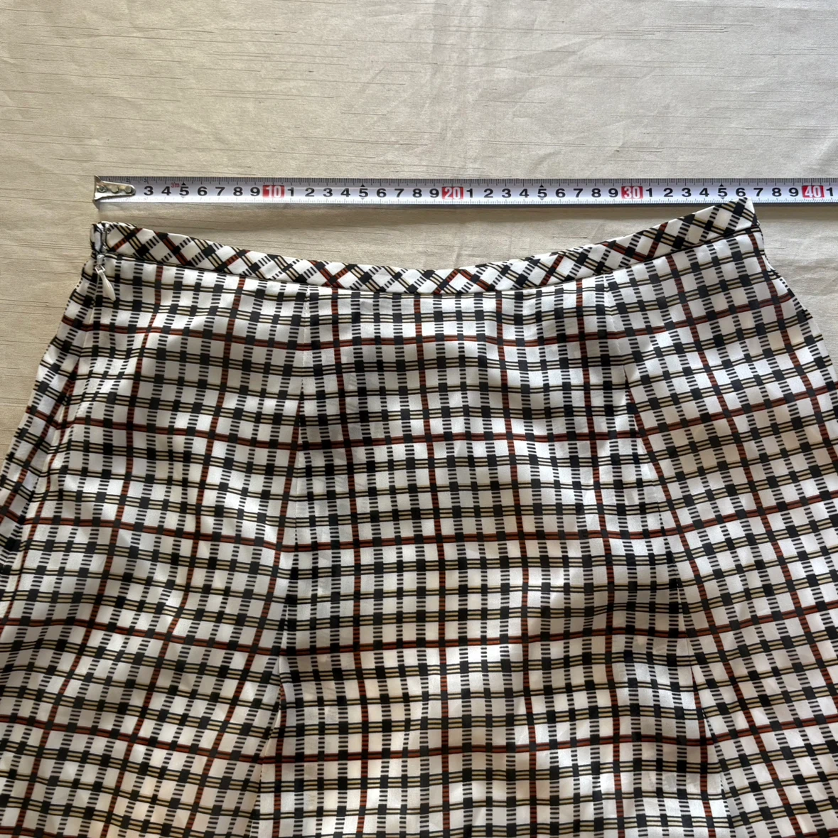 DAKS ダックス チェック柄 フレアスカート ひざ丈 42の写真2枚目