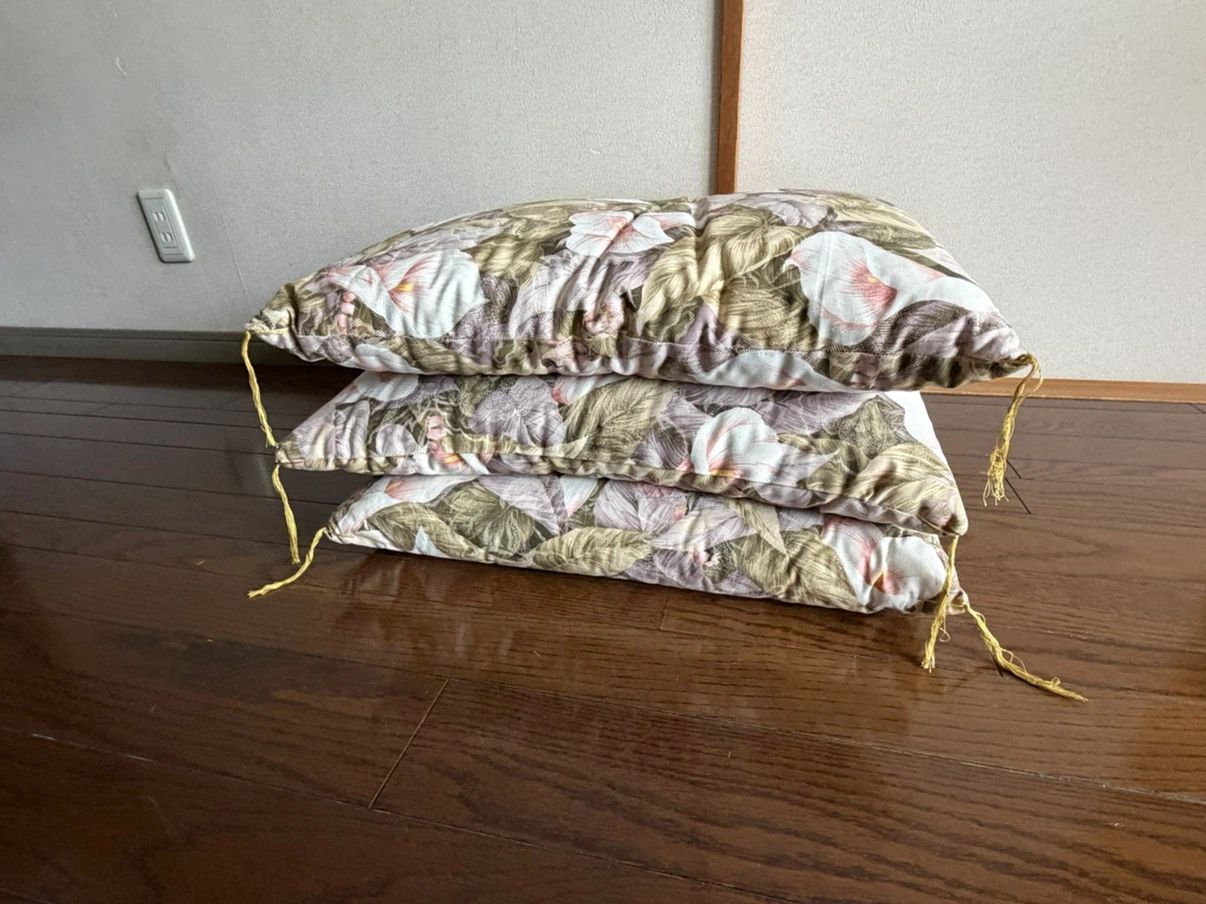 座布団 3枚セット カバー付きの写真2枚目