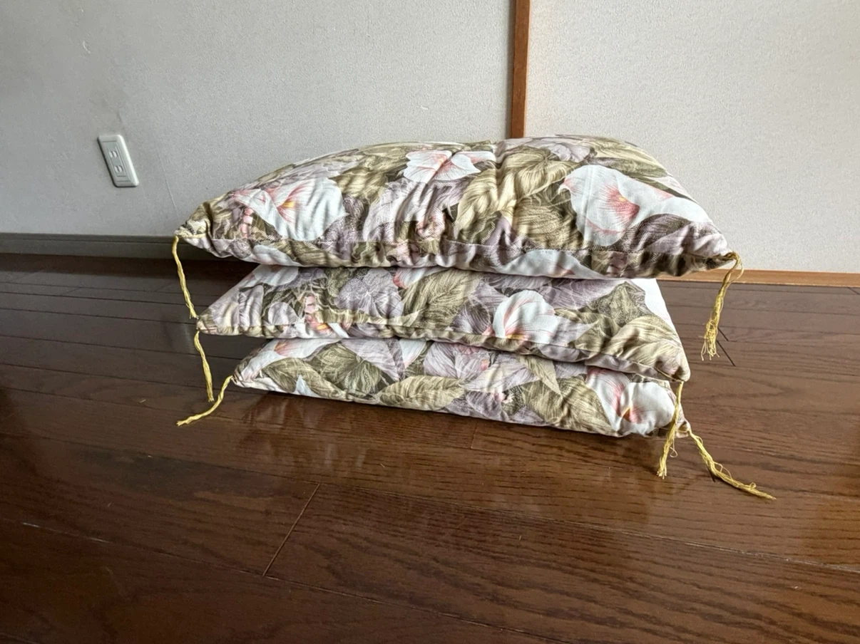 座布団 3枚セット カバー付きの写真2枚目
