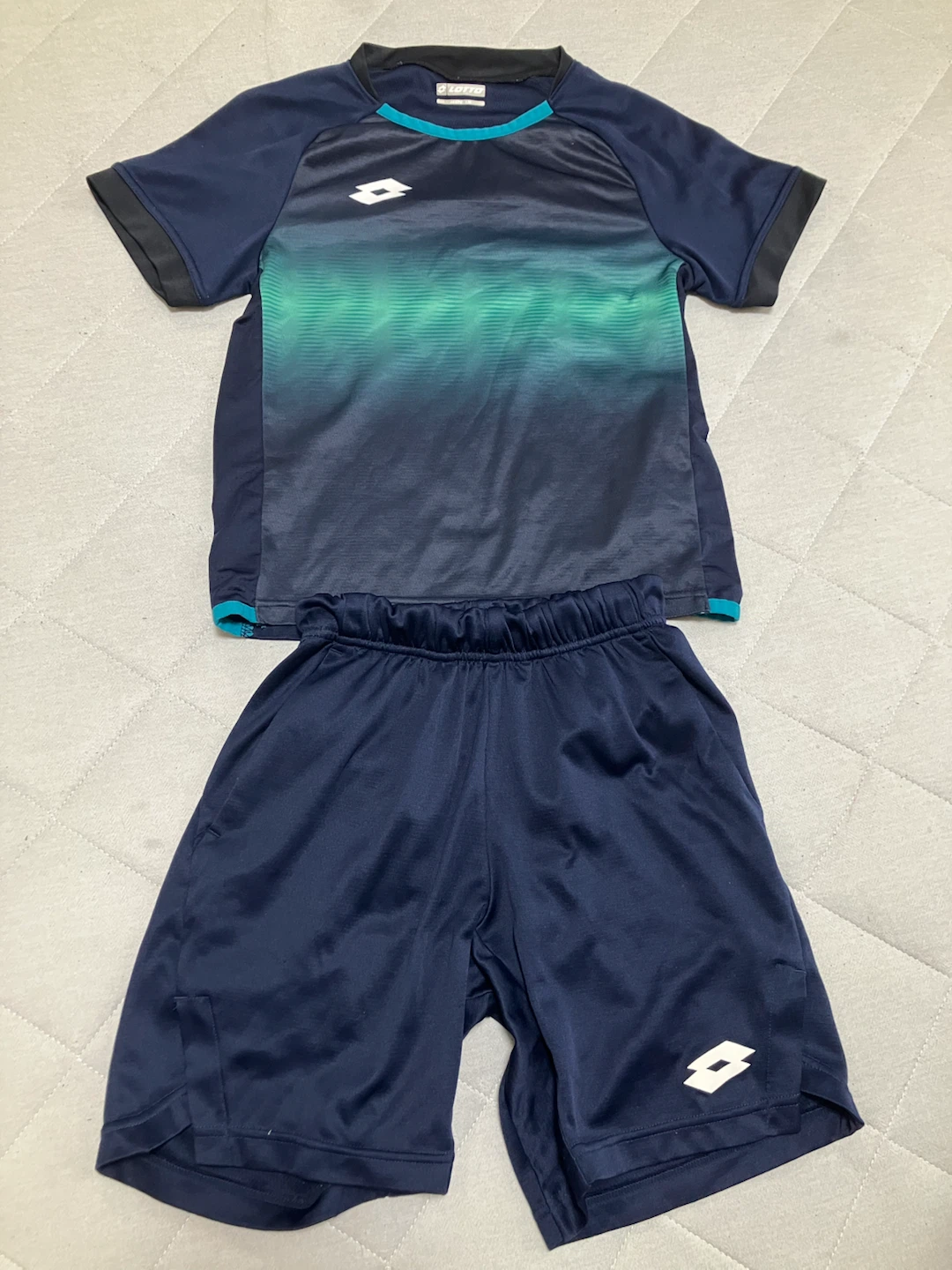キッズ　サッカー着　130