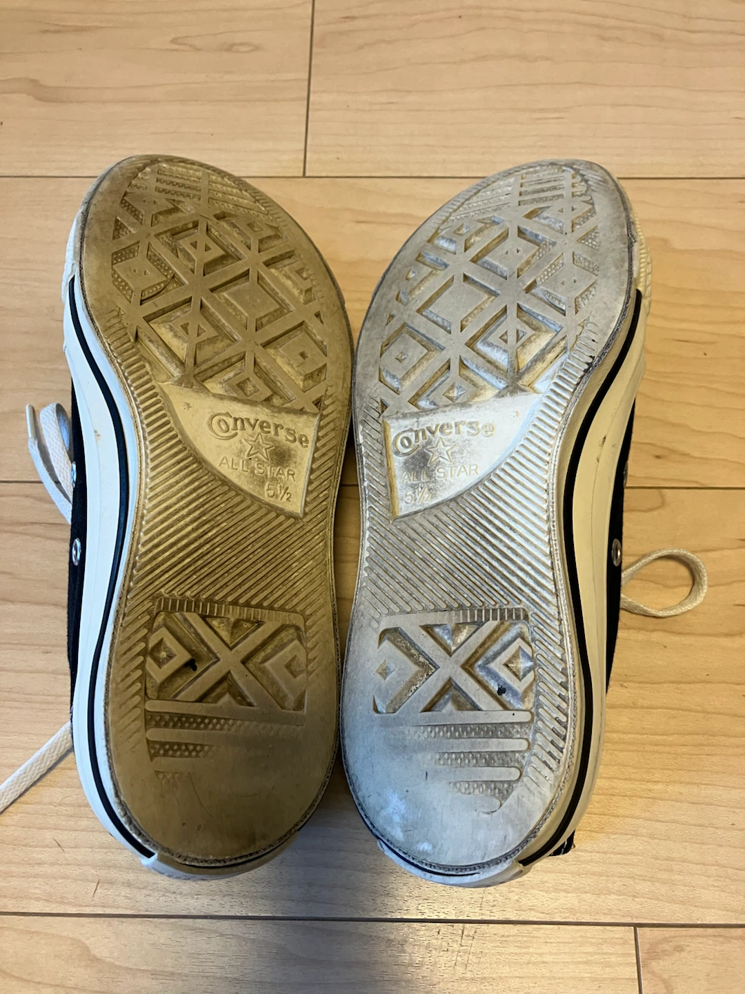 コンバース オールスター 黒 ローカットの写真2枚目