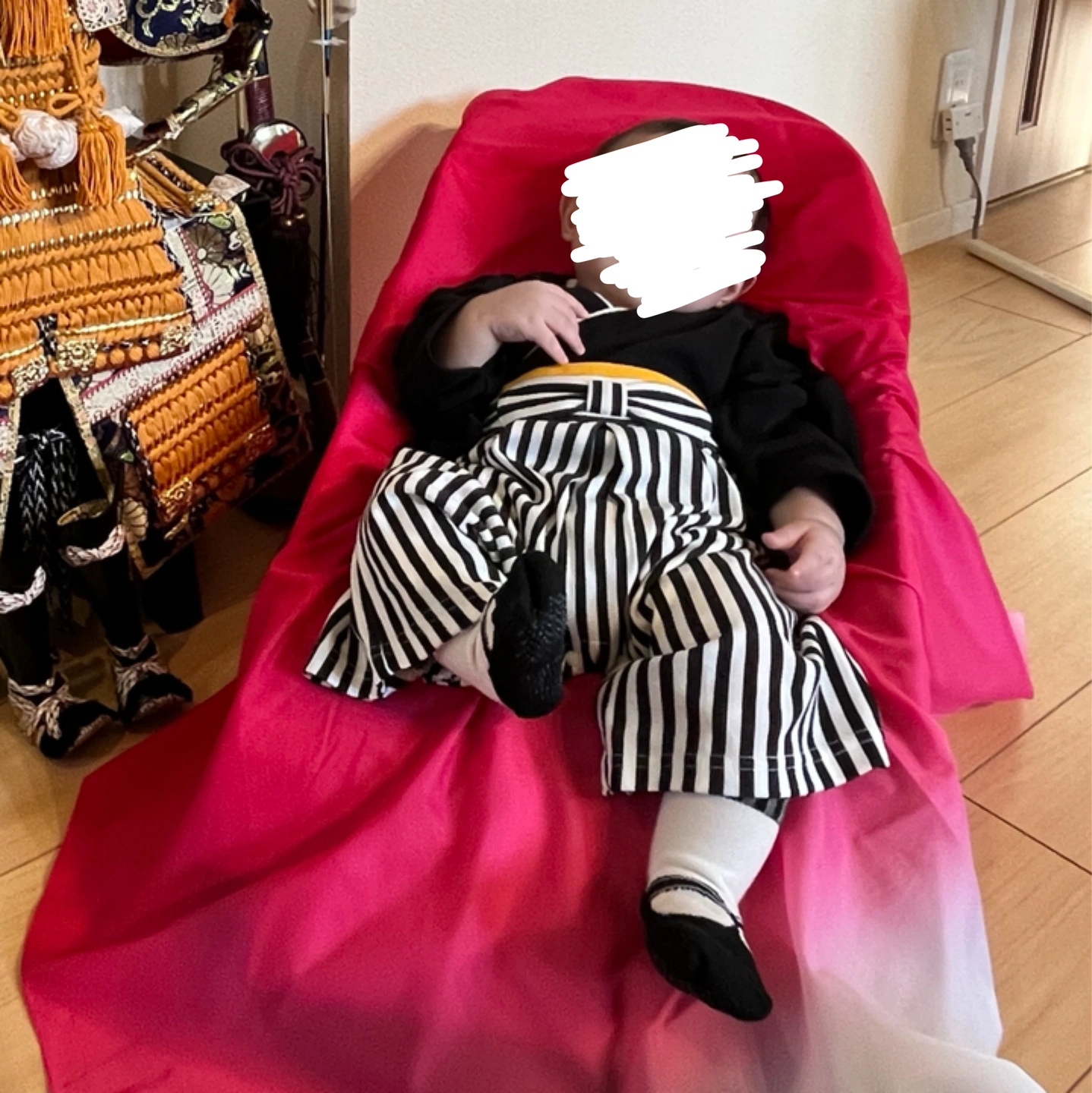 初節句 袴ロンパース 70-80cmの写真3枚目