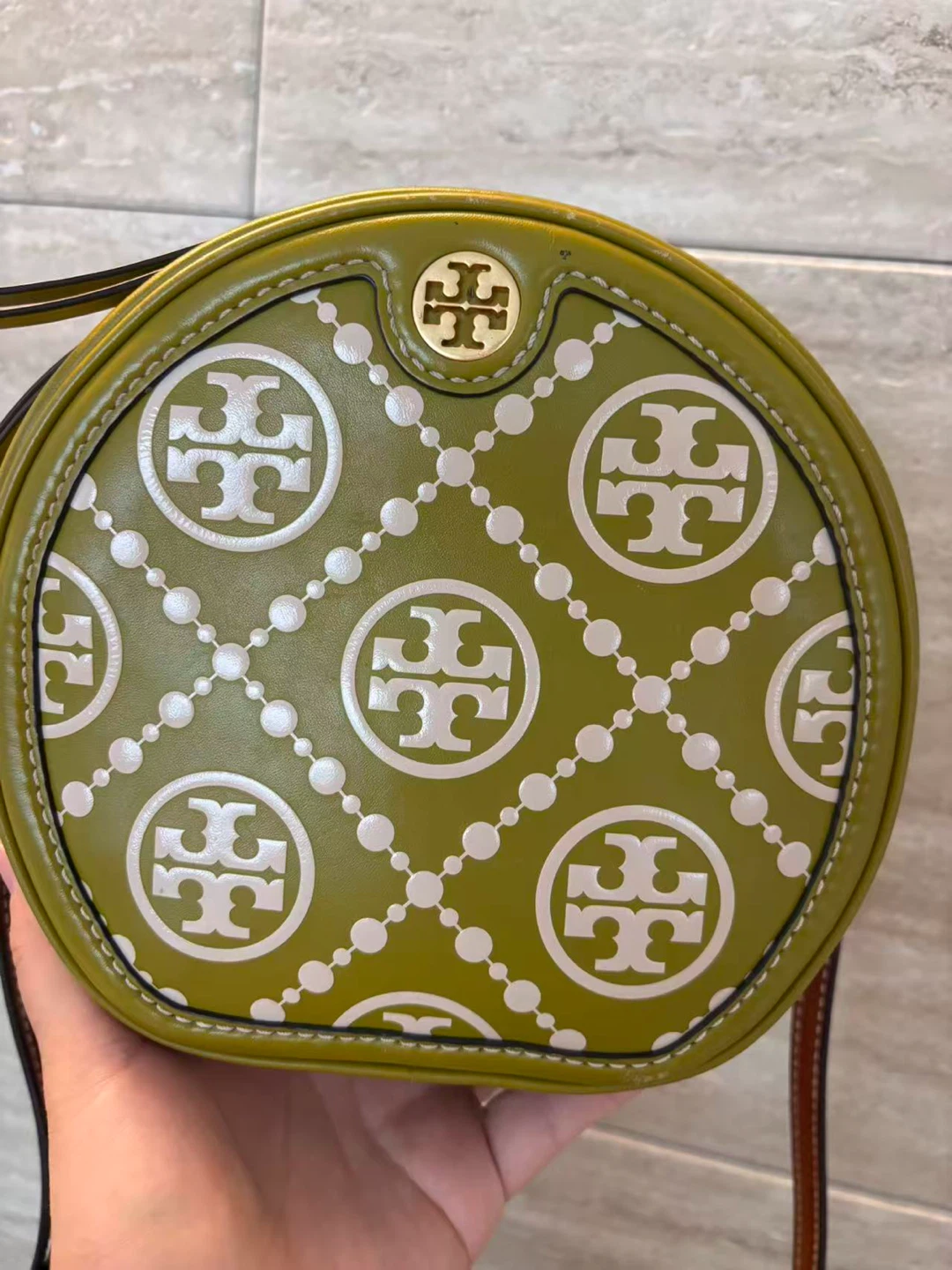 トリーバーチ ラウンド ショルダーバッグ グリーン