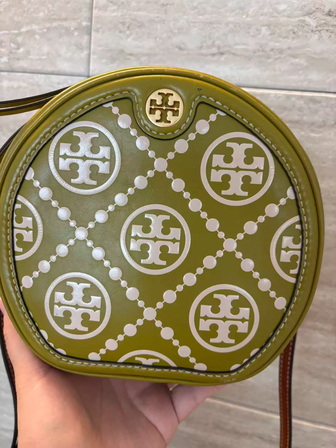 トリーバーチ ラウンド ショルダーバッグ グリーン