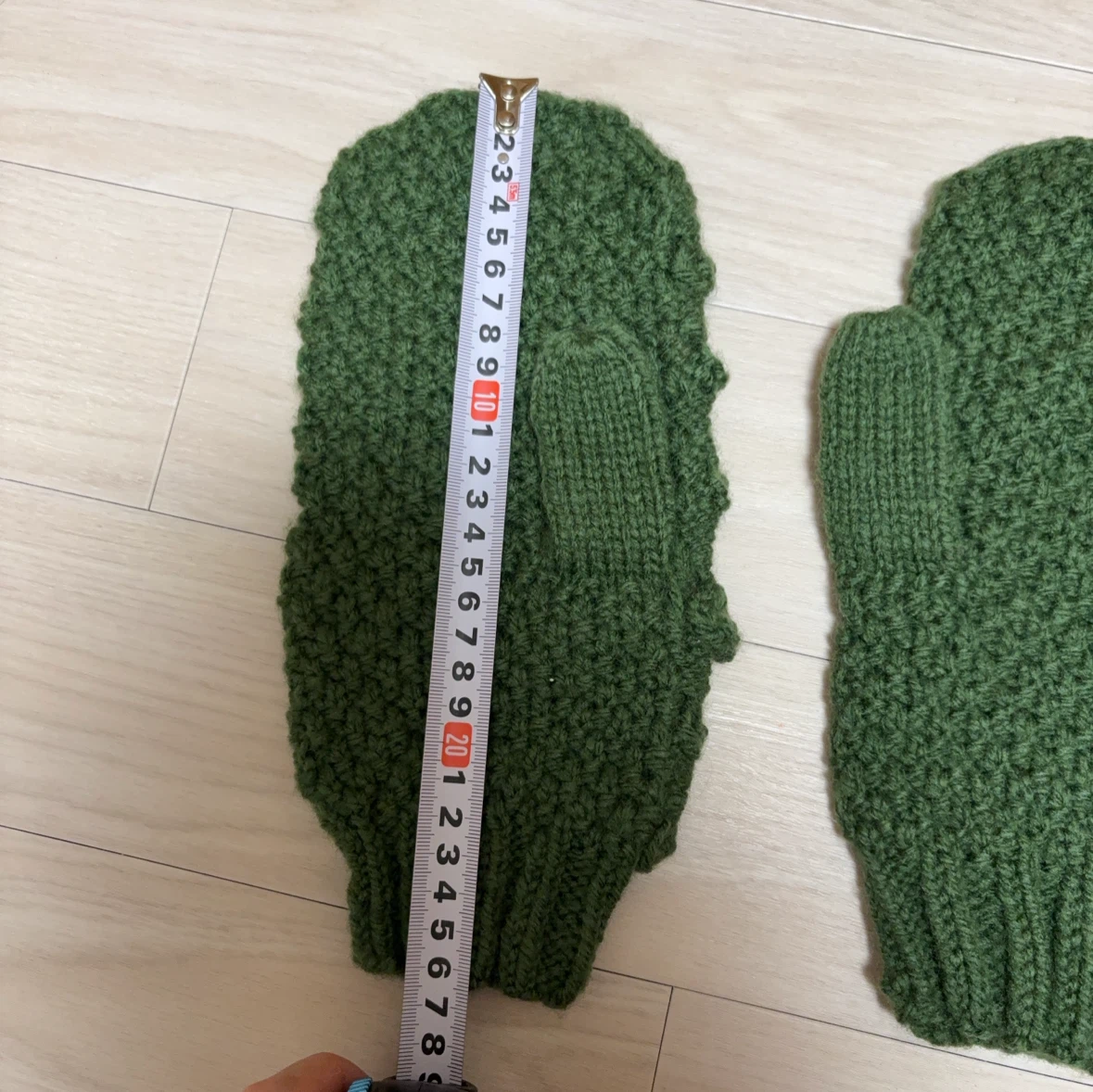 【ハンドメイド】手編み手袋 グリーンの写真2枚目