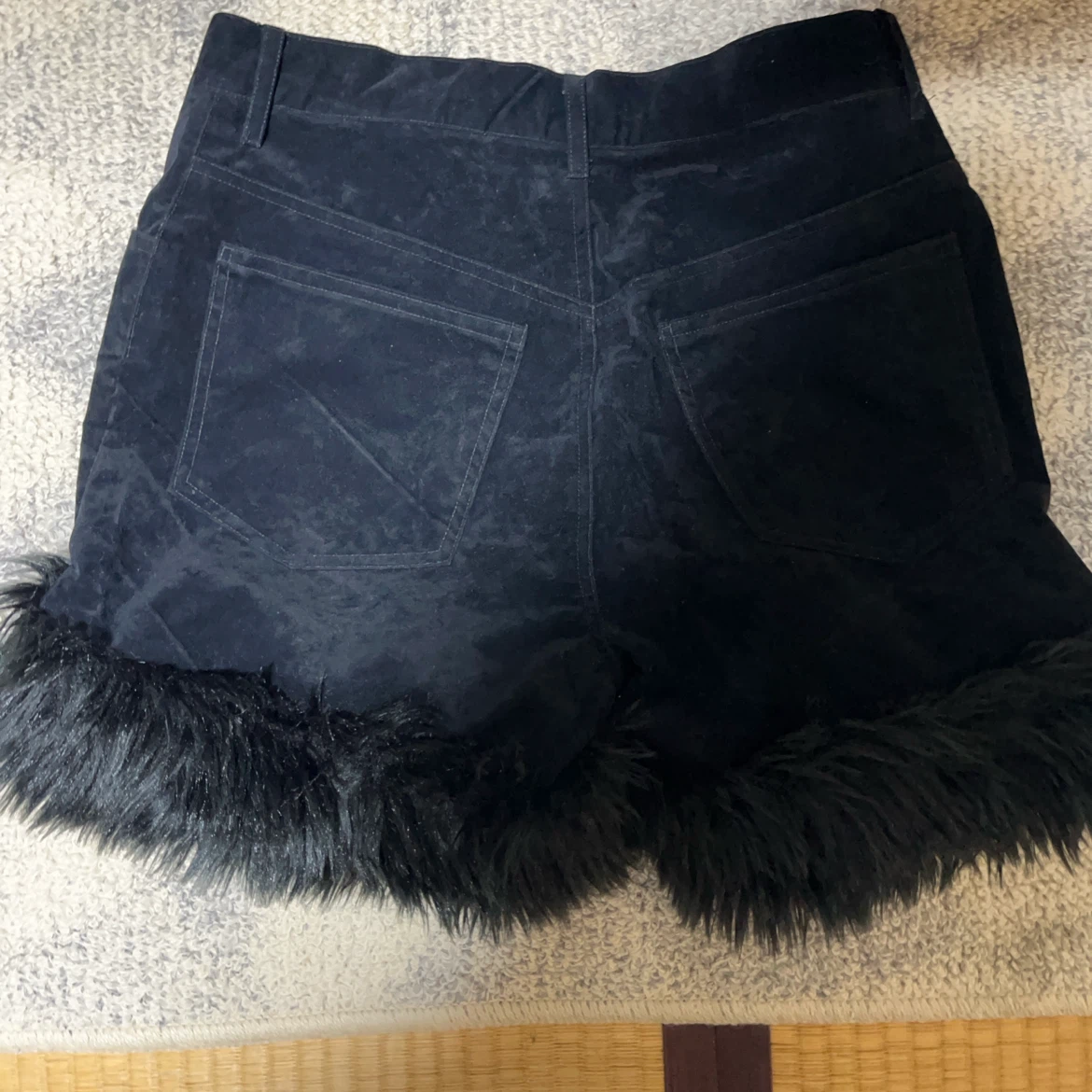 秋冬用ショートパンツの写真2枚目