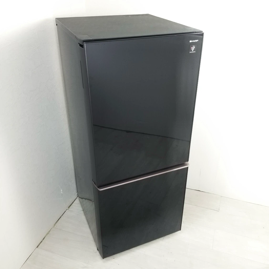 急募【本日削除】2020年購入 SHARP 冷蔵庫 高級ガラス素材の写真2枚目